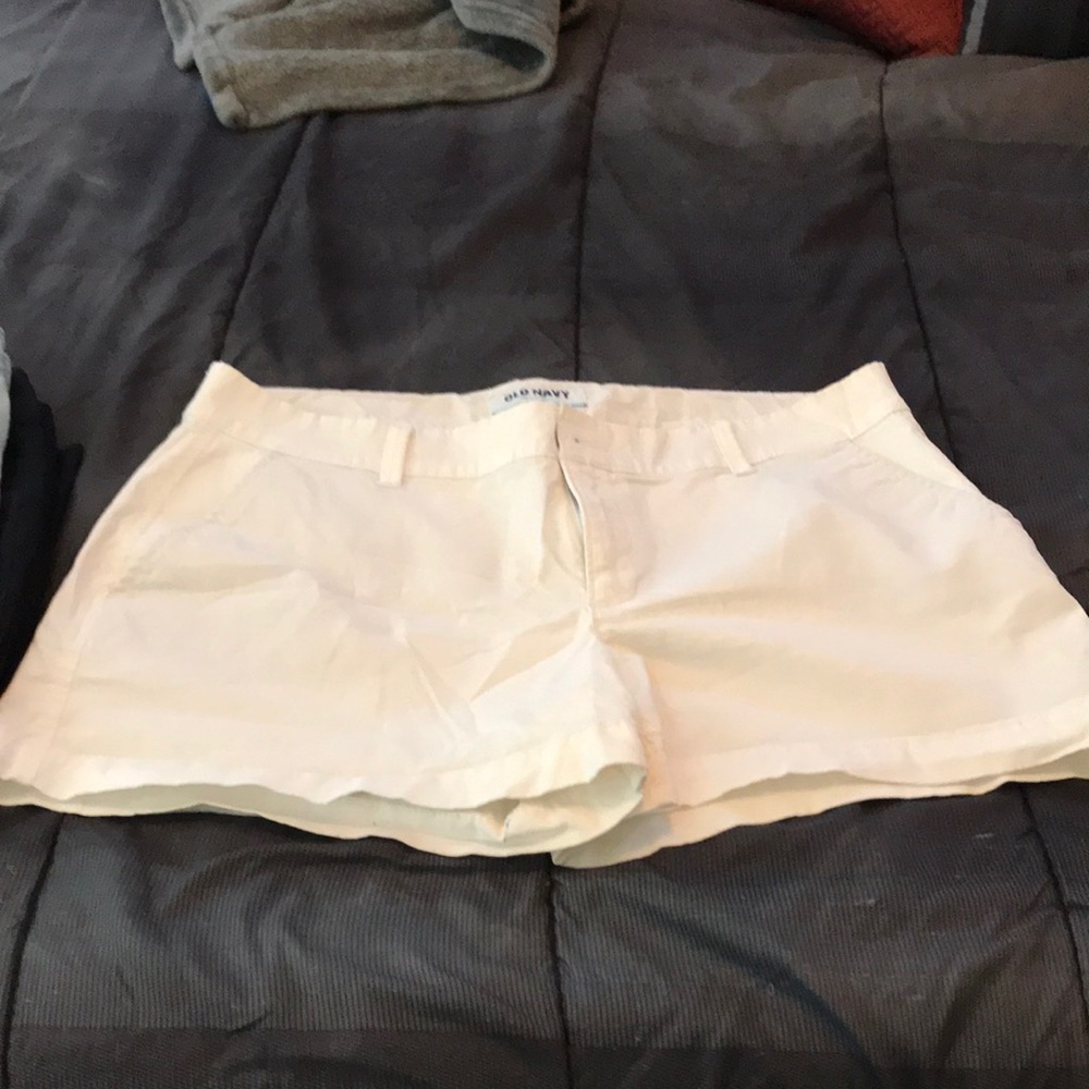 Old Navy White shorts